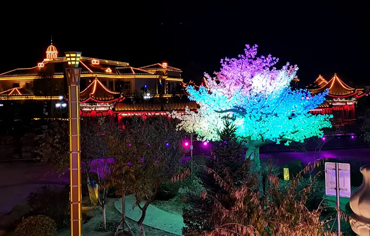 Large commercial LED lighted artificial maple tree, RGB pixel tree light, DMX controllable outdoor decorative lighting for commercial projects