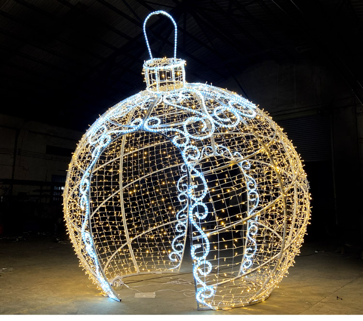 Christmas Ornament Ball