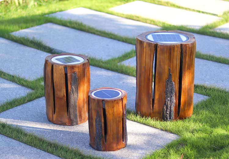 Solar Tree Stump Light