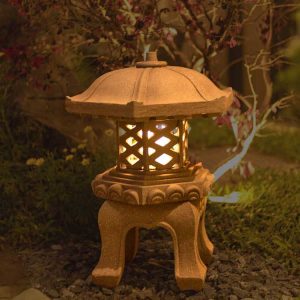 Customizable Outdoor Patio Garden Decoration Light Luminous Durable Fiberglass LED Lawn Light