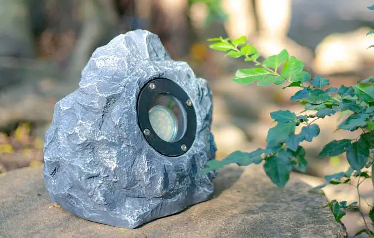 Custom Outdoor Rock Landscape Spotlight | IP65 Waterproof Resin Artificial Stone LED Garden Light 6 Outdoor Resin Rock Landscape Light