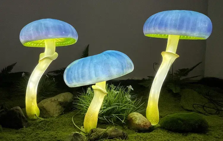 Custom Outdoor Mushroom Lights | Large Glowing Mushroom Decor for Garden & Event 4 Custom Outdoor Mushroom Lights | Large Glowing Mushroom Decor for Garden & Event - 图片 4