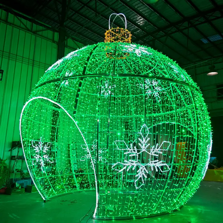 16ft Giant LED Christmas Bauble | Custom Outdoor 3D Christmas Motif Light 6 16ft Giant LED Christmas Bauble | Custom Outdoor 3D Christmas Motif Light - 图片 6