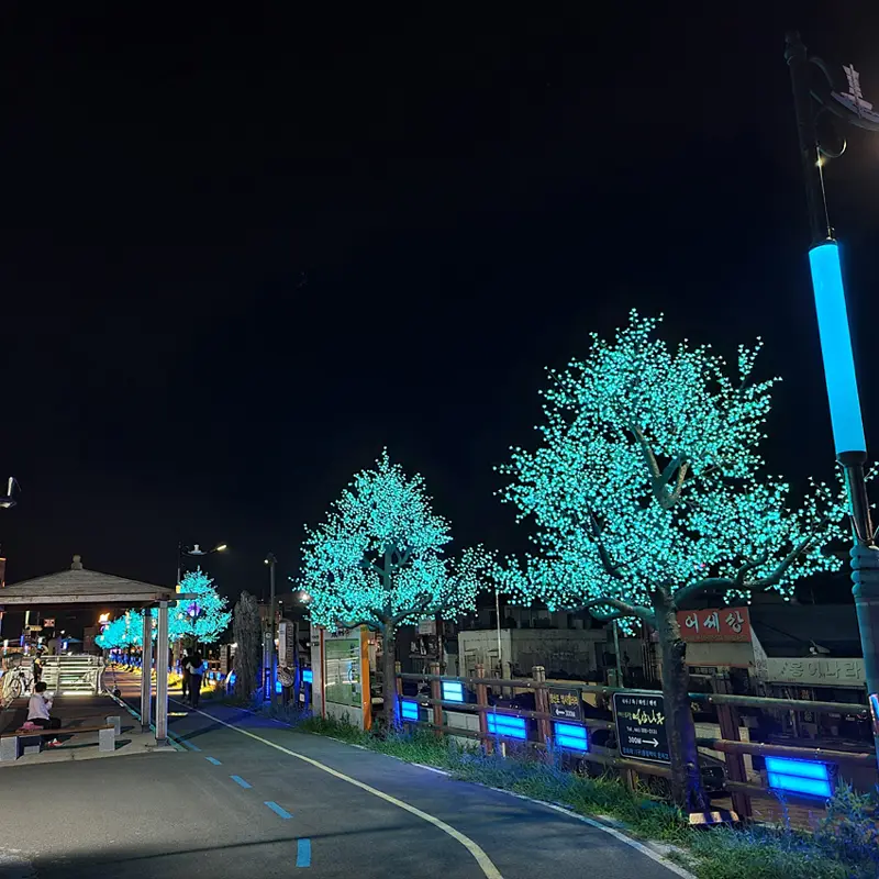16ft RGBW LED Cherry Blossom Tree Light | Custom Outdoor Holiday Decor Manufacturer 3 16ft RGBW LED Cherry Blossom Tree Light | Custom Outdoor Holiday Decor Manufacturer - 图片 3