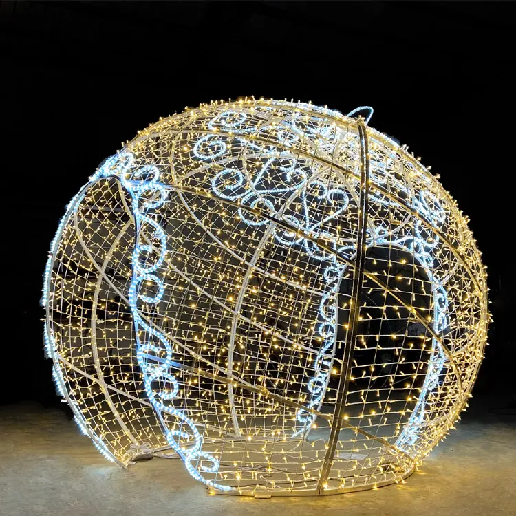 Commercial LED Christmas Bauble Light, 3D metal frame lighted bauble, walk through design for Christmas mall display