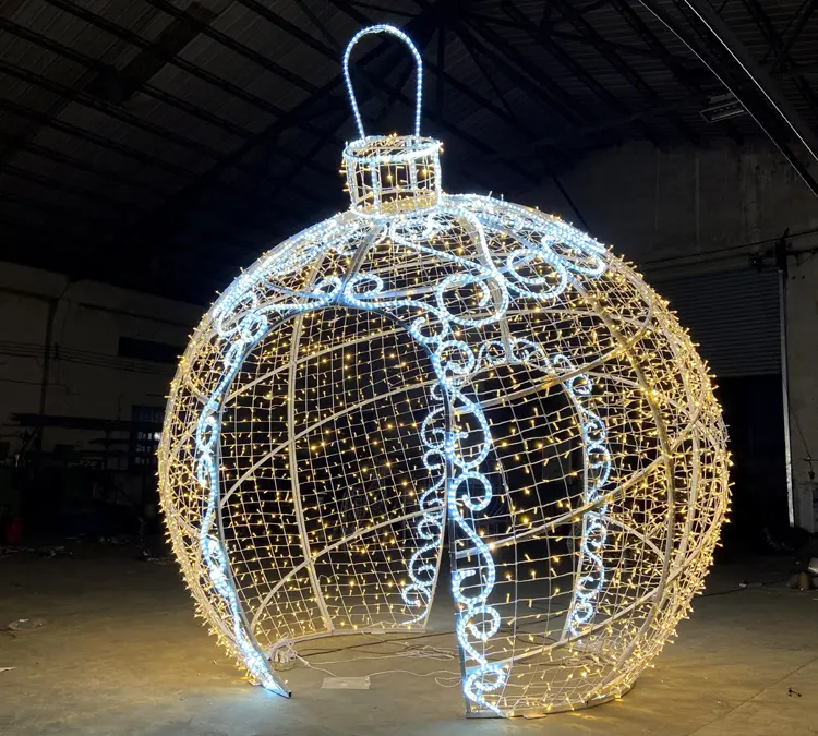Large LED Christmas Bauble Light, walk-through design holiday light sculpture, waterproof commercial festival decor for park and event display