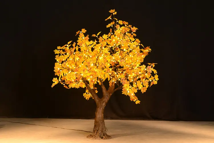 warm whtie outdoor led maple tree light