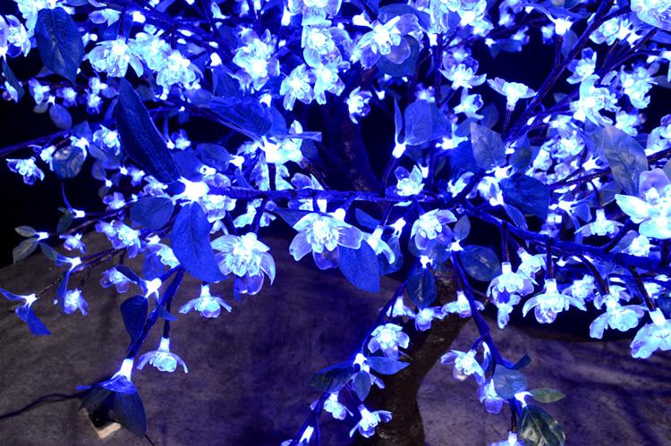 Artificial Tree Light